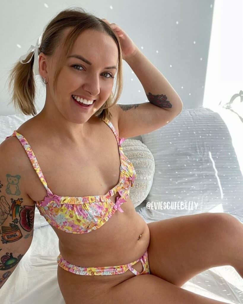 onlyfans leaks of LittleEvieJones onlyfans leaks of LittleEvieJones